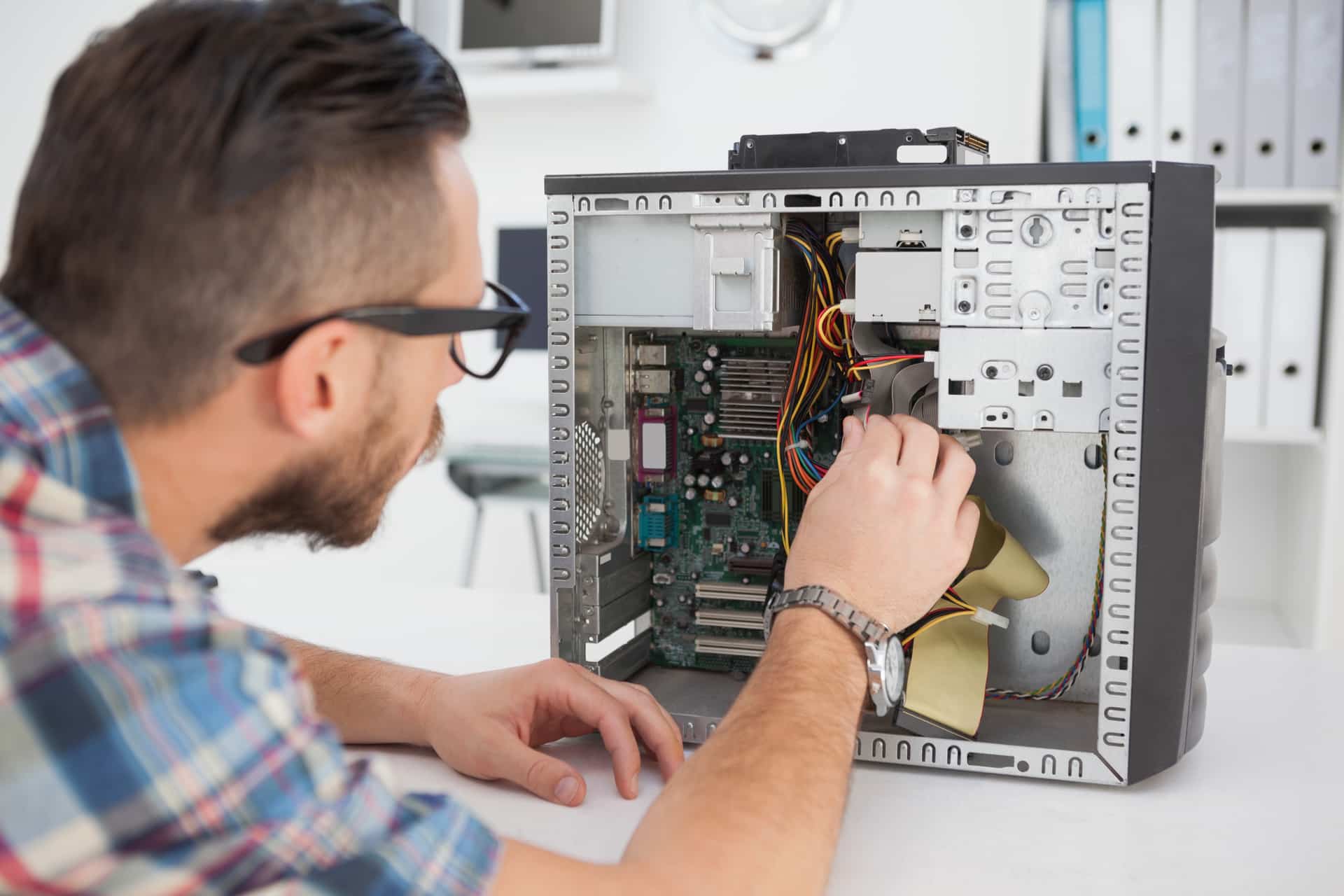 Computer Rusak 6 Tanda-tanda Komponen PC Rusak, Kamu Harus Tahu Ini! | Teknodaim
